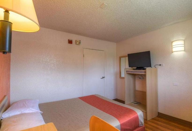 Motel 6 Los Angeles  Baldwin Park