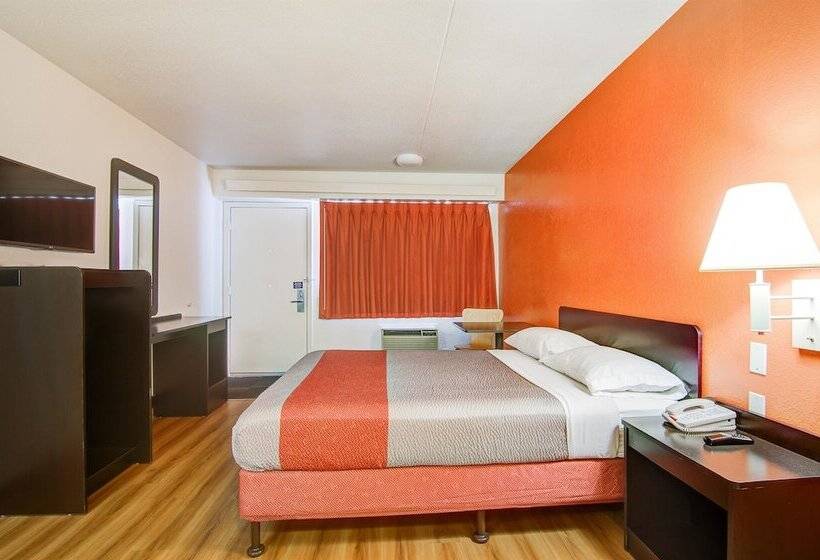 Motel 6springfield, Mo North