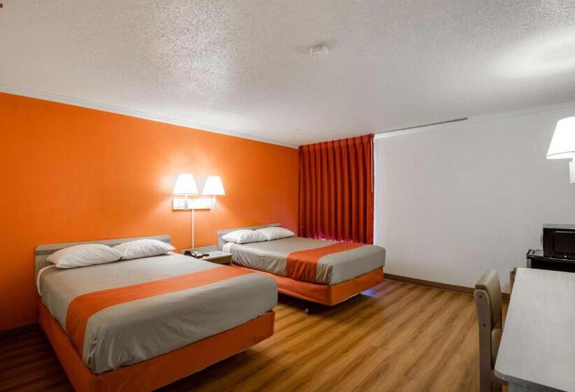Motel 6waukegan, Il