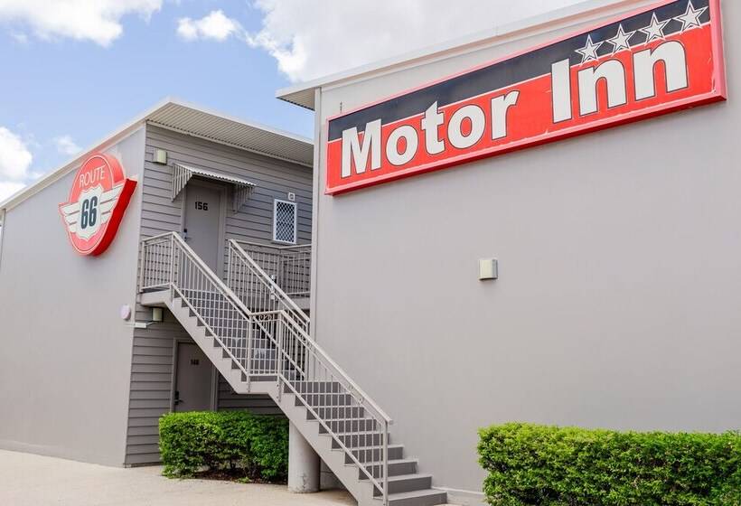 فندق على الطريق Route 66 Motor Inn