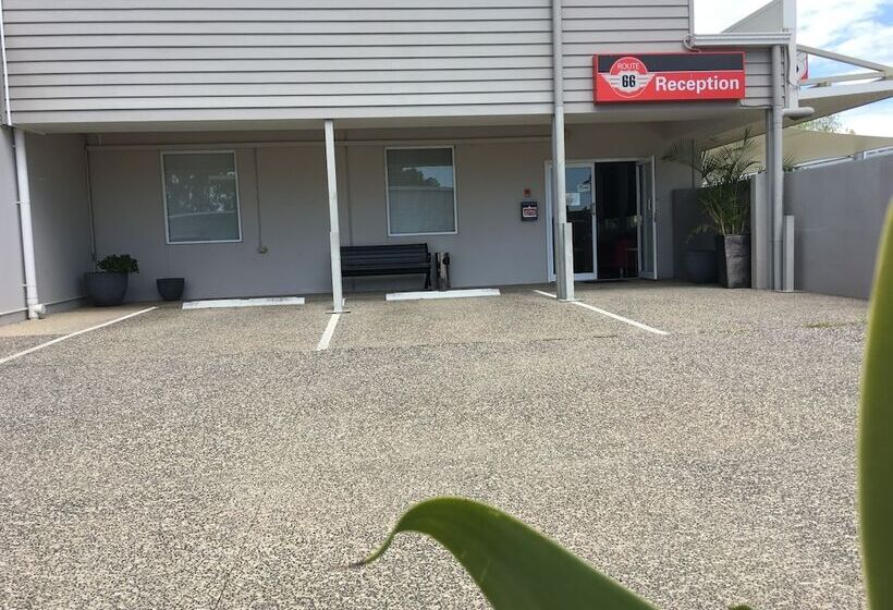 فندق على الطريق Route 66 Motor Inn
