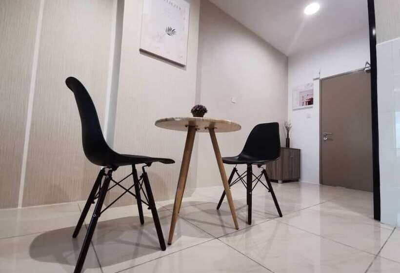 Отель Manhattan Suite Itcc Penampang