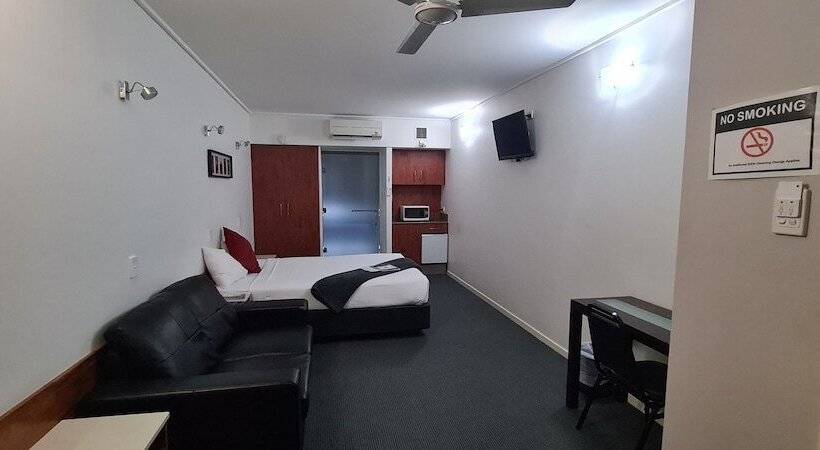 Ayr Traveller S Motel