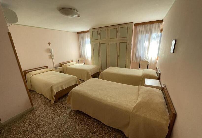 تختخواب و صبحانه Casa Caburlotto