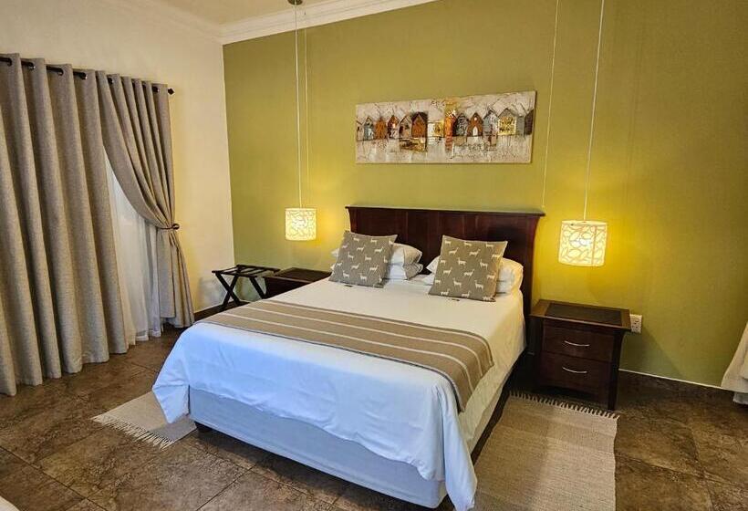 تختخواب و صبحانه Leopard Corner Lodge