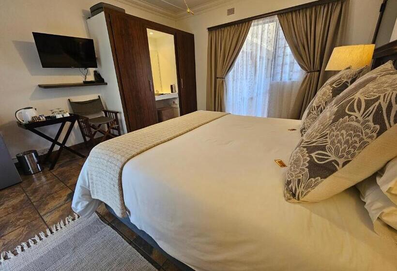 تختخواب و صبحانه Leopard Corner Lodge