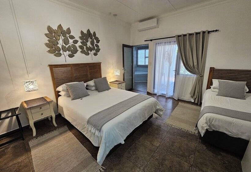 تختخواب و صبحانه Leopard Corner Lodge