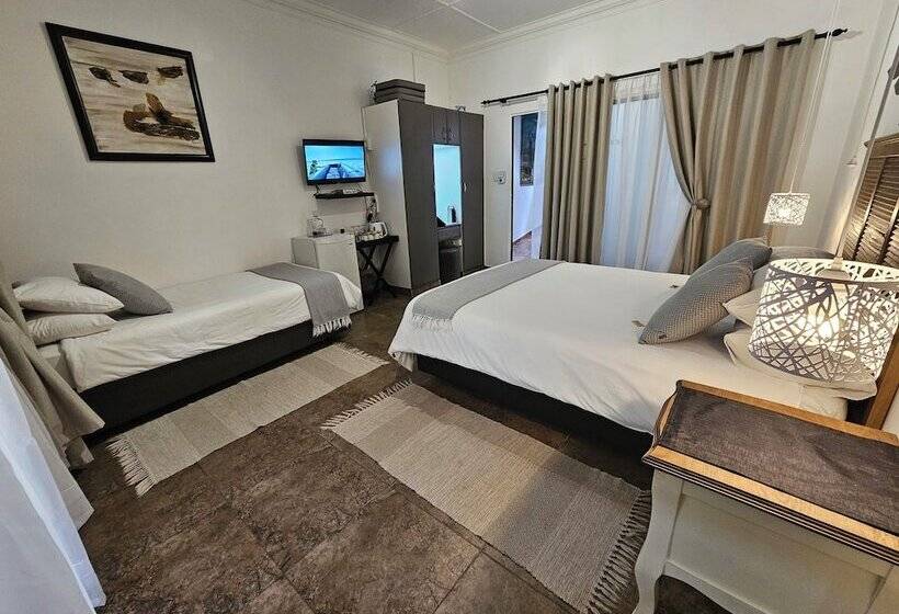 تختخواب و صبحانه Leopard Corner Lodge