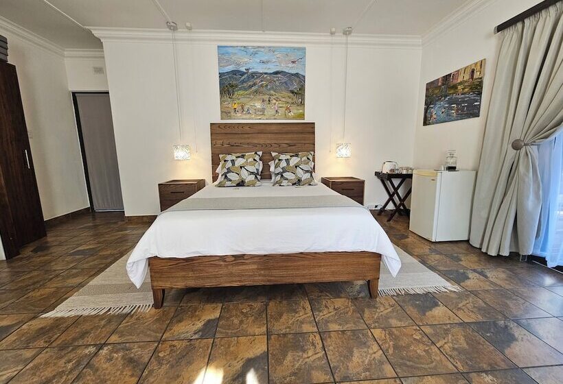 تختخواب و صبحانه Leopard Corner Lodge