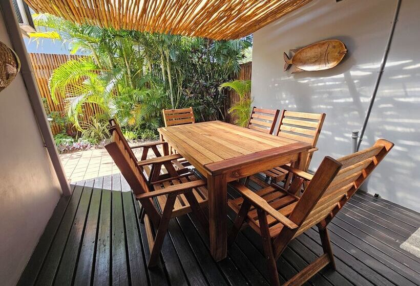 تختخواب و صبحانه Leopard Corner Lodge