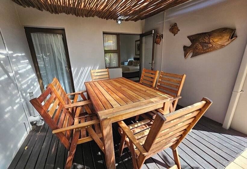 تختخواب و صبحانه Leopard Corner Lodge