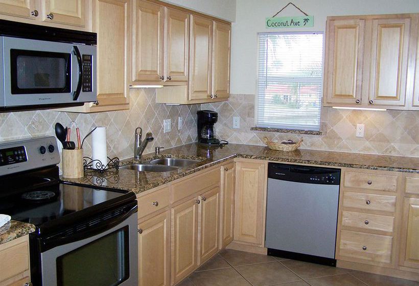 Coconut Villas Of Dunedin