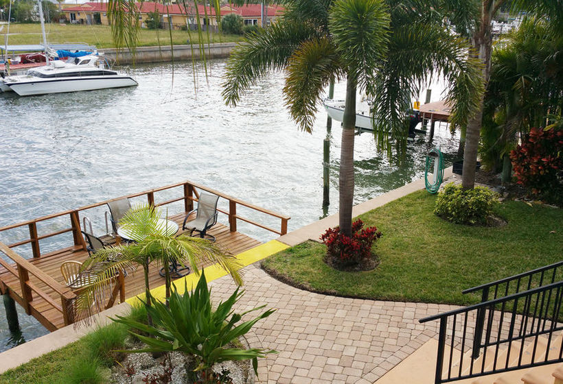 Coconut Villas Of Dunedin