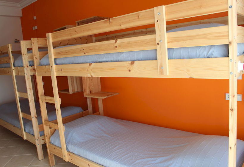 Ericeira Chill Hill Hostel & Private Rooms Sea Food