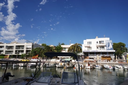 هتل Es Nautico Suites