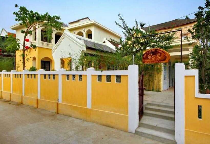 Hop Y Homestay