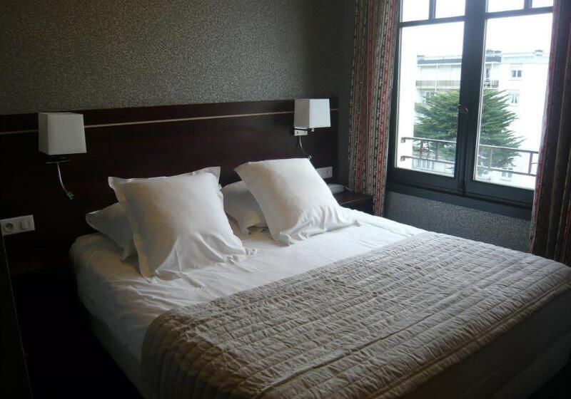 בית מלון כפרי Ambassadeurs Logis