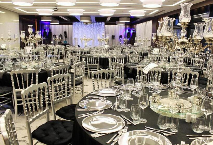 호텔 Burgu Arjaan By Rotana