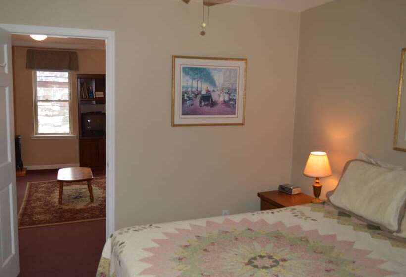 فندق Canal Side Inn