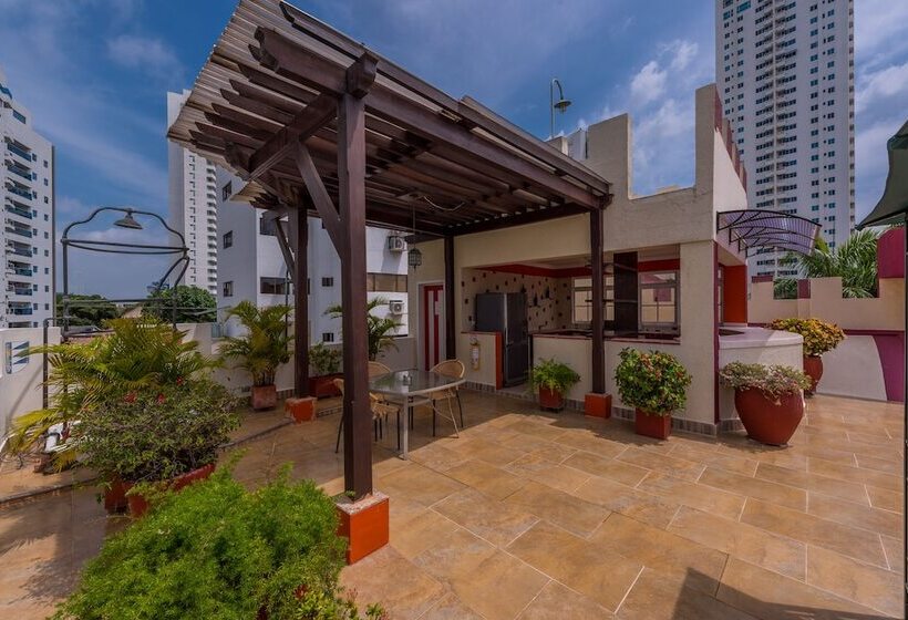 هتل Casa Castel