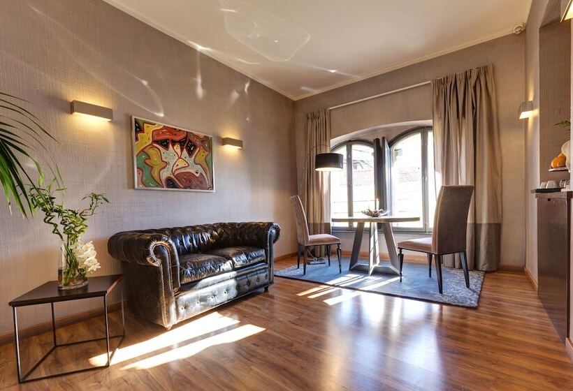 Fotos del hotel Dharma Luxury:  18