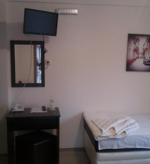 هتل Guesthouse Vila Dnd