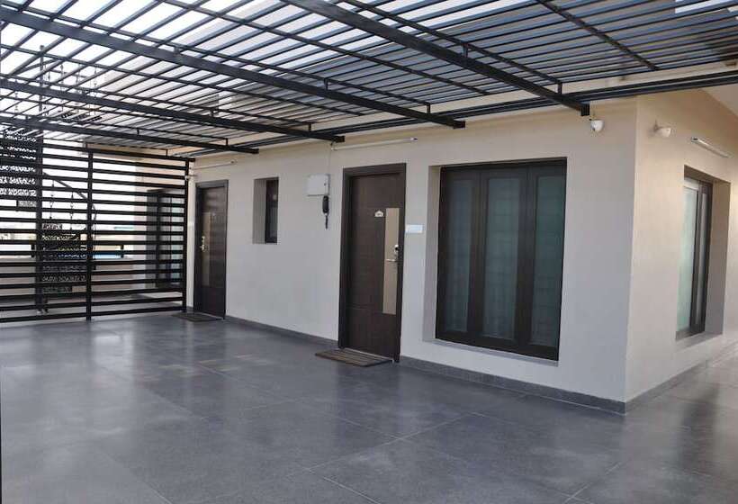 فندق Harsha Residency