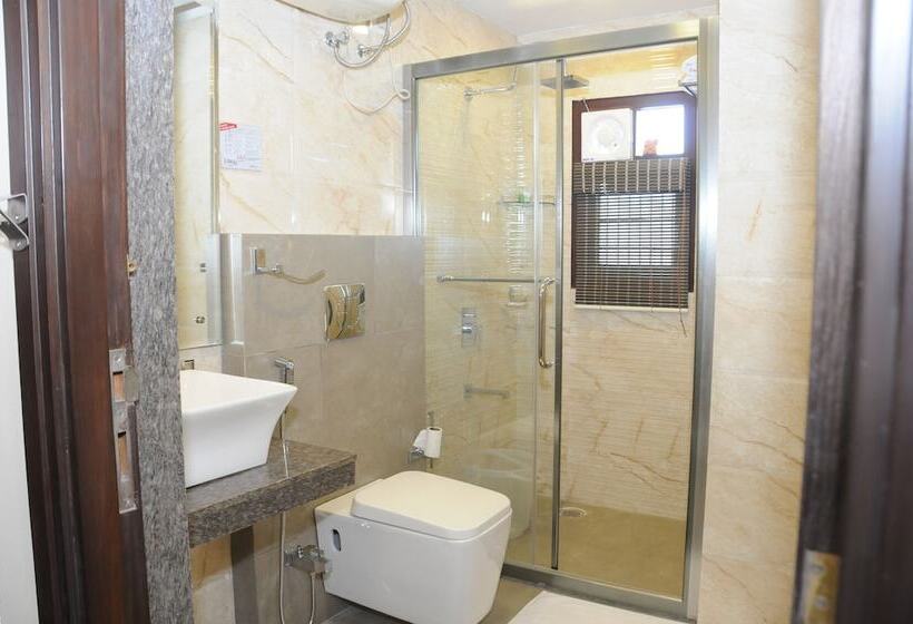 هتل Harsha Residency