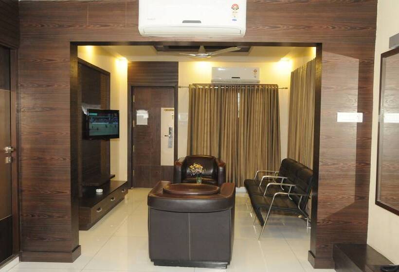 هتل Harsha Residency