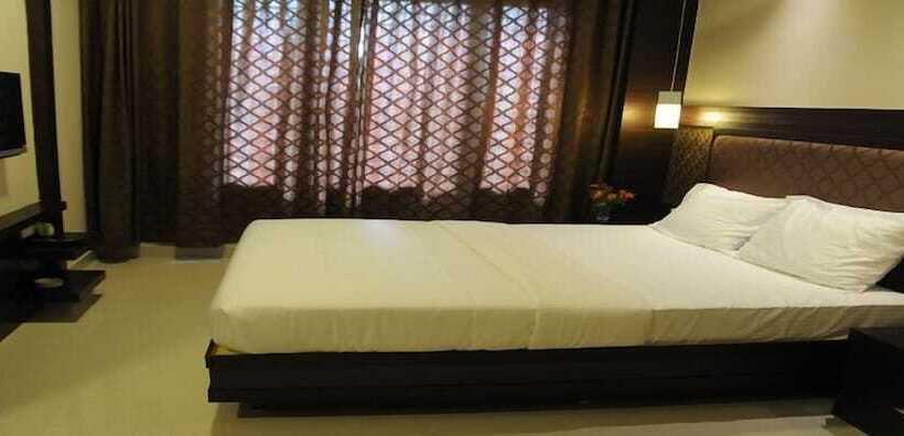 هتل Harsha Residency