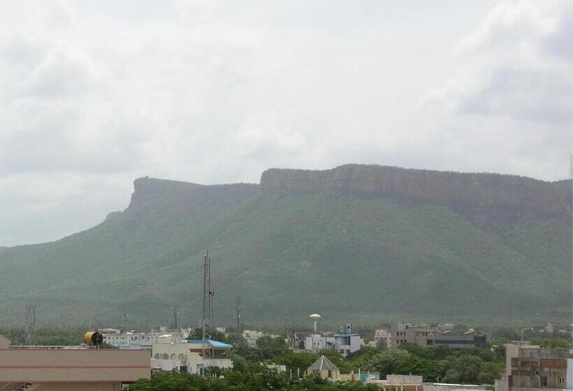 هتل Harsha Residency