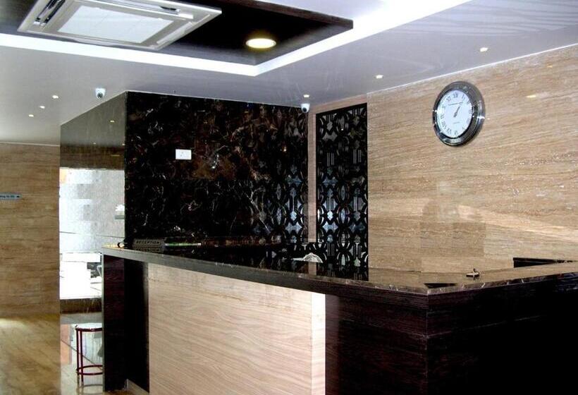 هتل Harsha Residency