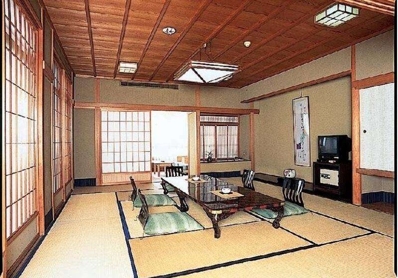 هتل Hatori