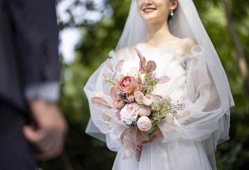 בית מלון כפרי Hualuxe Yangjiang City Center, An Ihg