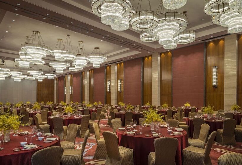 בית מלון כפרי Hualuxe Yangjiang City Center, An Ihg