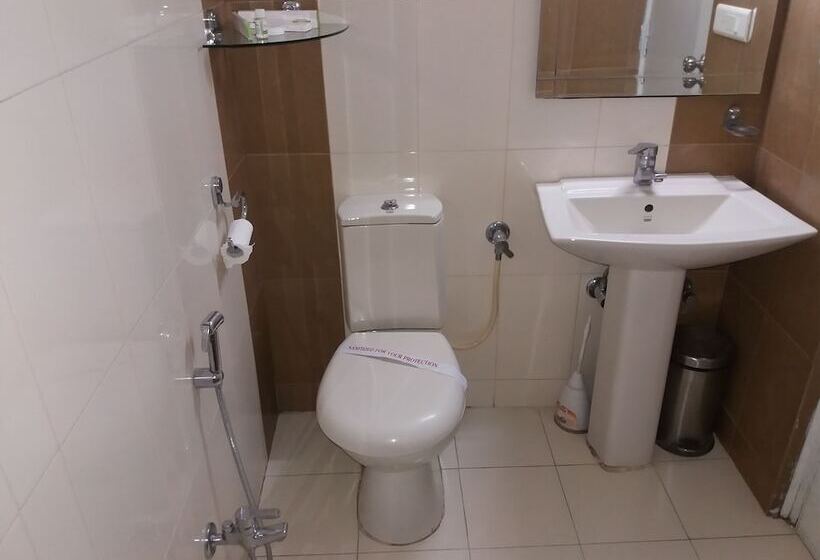 Fotos del hotel Kings Corner:  24