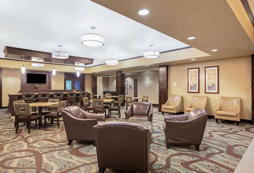 호텔 La Quinta Inn & Suites By Wyndham Sioux Falls