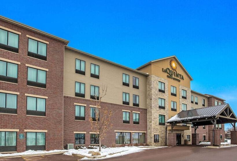 هتل La Quinta By Wyndham Sioux Falls