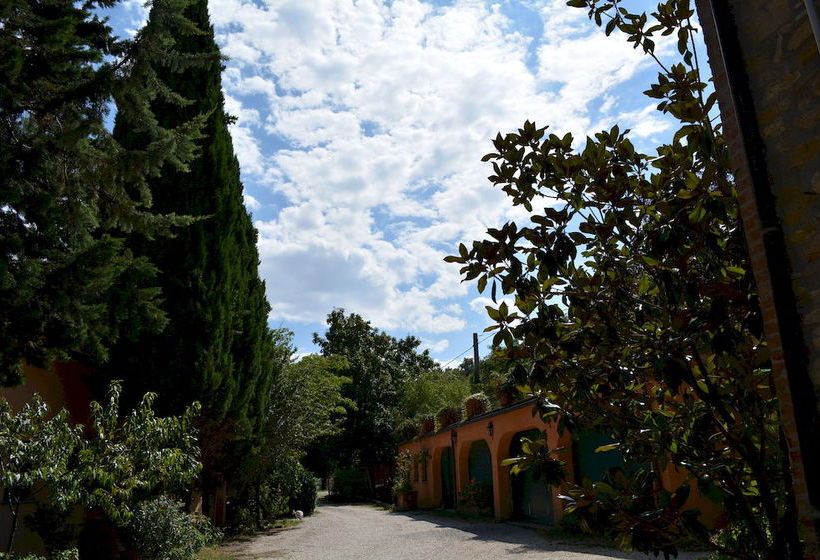 Hotel Agriturismo La Volpe E L Uva