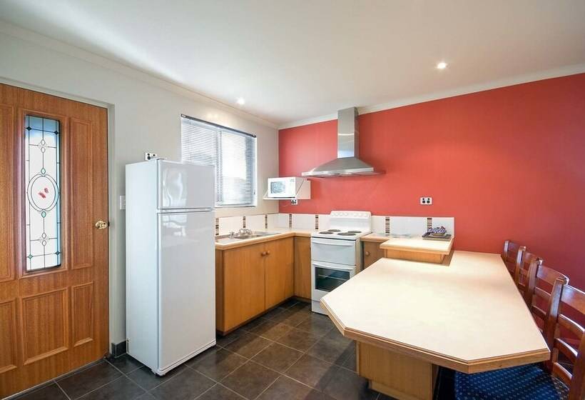 فندق Leisure Ville Holiday Centre