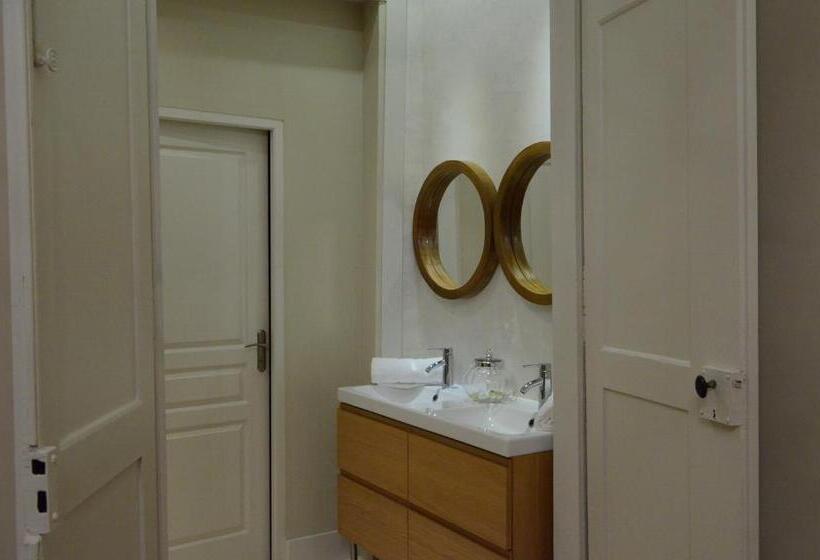 هتل Les Suites De Sautet