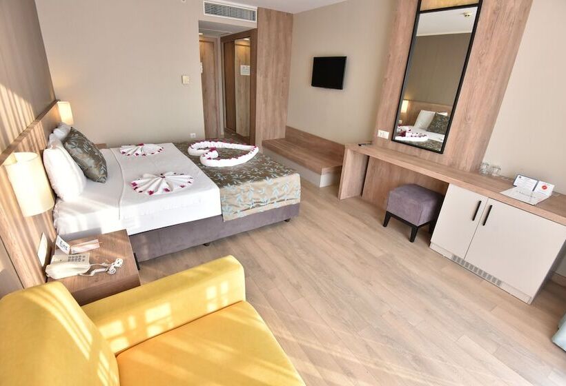 هتل Lucida Beach   All Inclusive