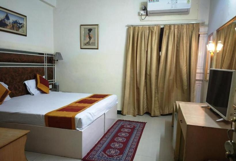 Fotos del hotel Neelam:  6