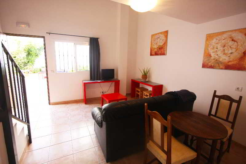 Fotos del hotel Nerjaluna:  6