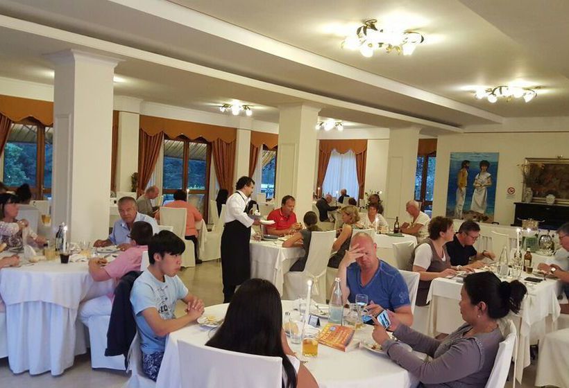 ホテル Parco Della Fonte