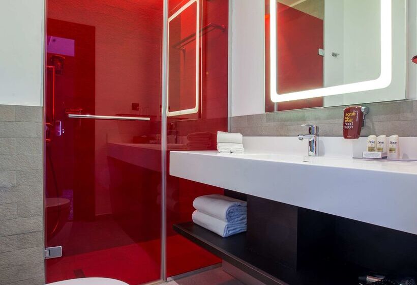 Fotos del hotel Park Inn By Radisson Istanbul Ataturk Airport:  17