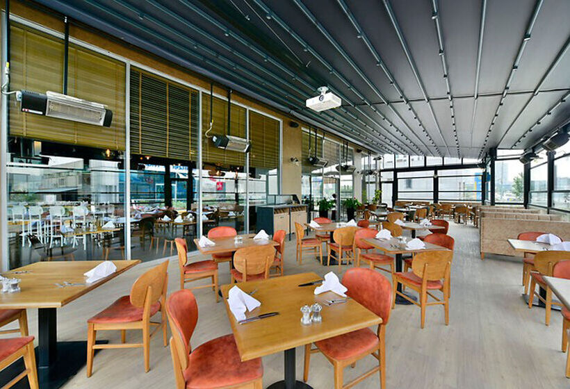 Fotos del hotel Park Inn By Radisson Istanbul Ataturk Airport:  55