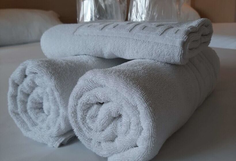 ホテル Première Classe Mâcon Sud