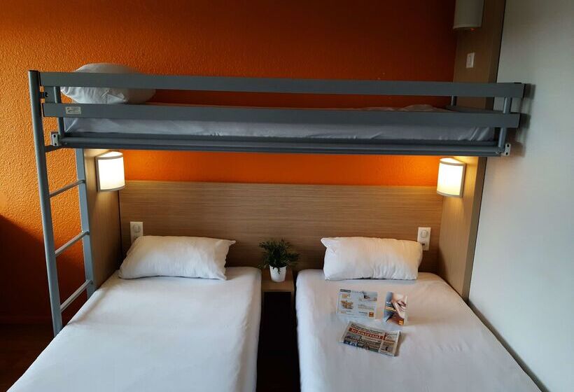 ホテル Première Classe Mâcon Sud