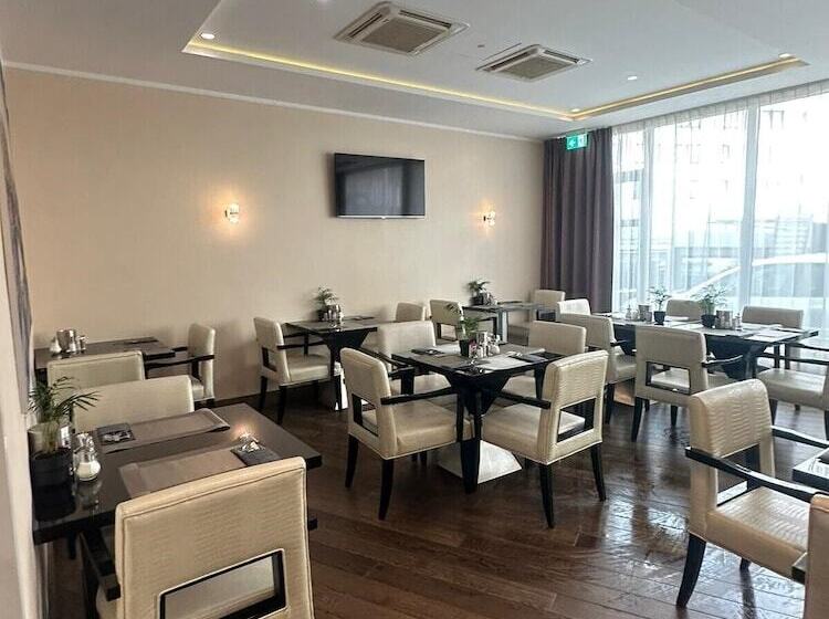 Fotos del hotel Skyline  City Frankfurt:  31